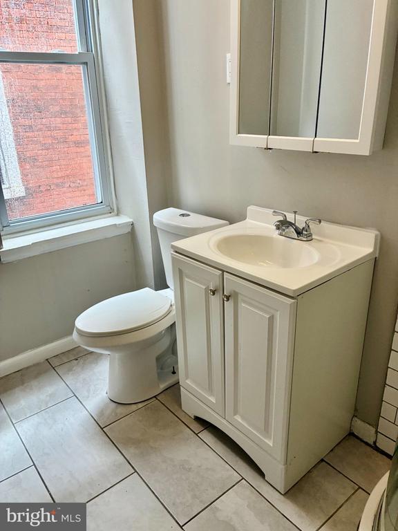 Photo - 1464 N 52nd St