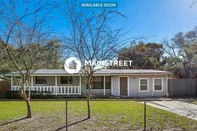 Building Photo - 3 Bedroom Pet-Friendly Home in Jacksonvill...