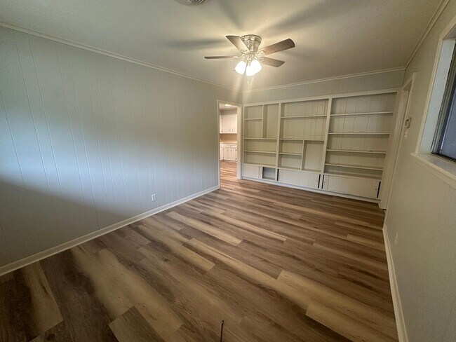 Photo - Lynbrook Subdivision