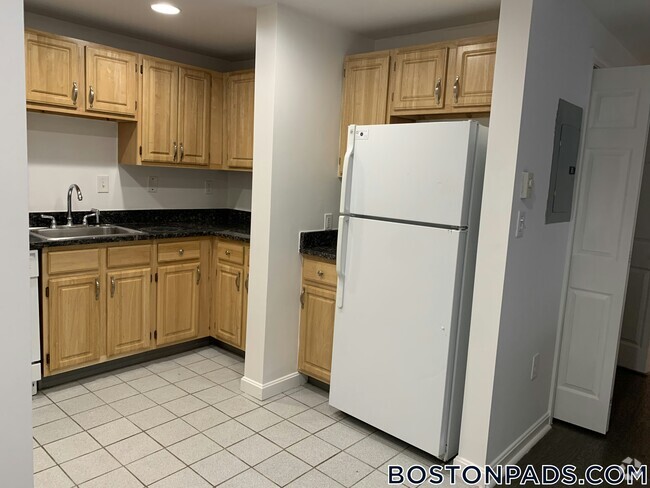 Building Photo - 108 Jersey St Rental