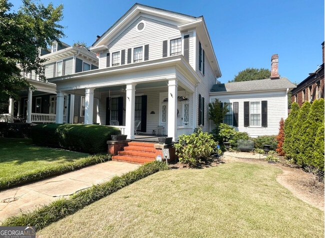 Photo - 305 Orange St