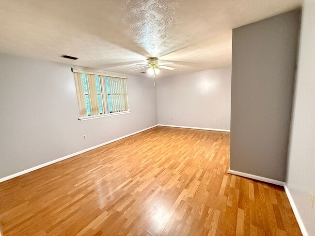 215 S Eaton St Unit 215 S Eaton Street Unit 2R