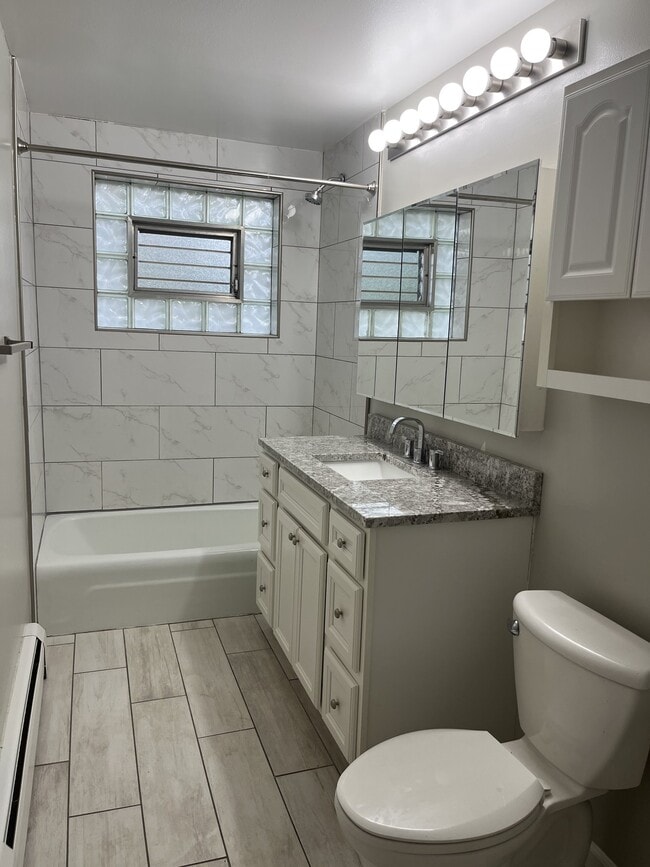 1469 Ashland Ave Unit S