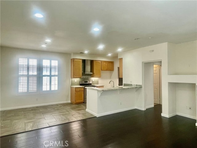 Photo - 748 Ashby Ln