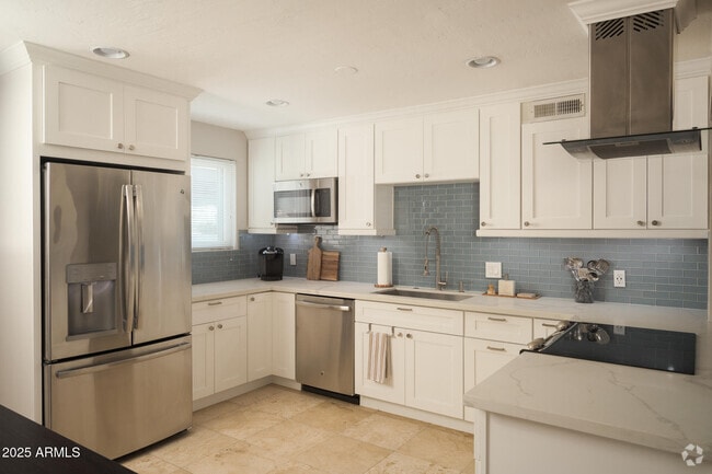 Building Photo - 4118 E Calle Redonda Rental