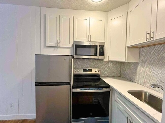 Photo - 11 Cazenove St Unit 1