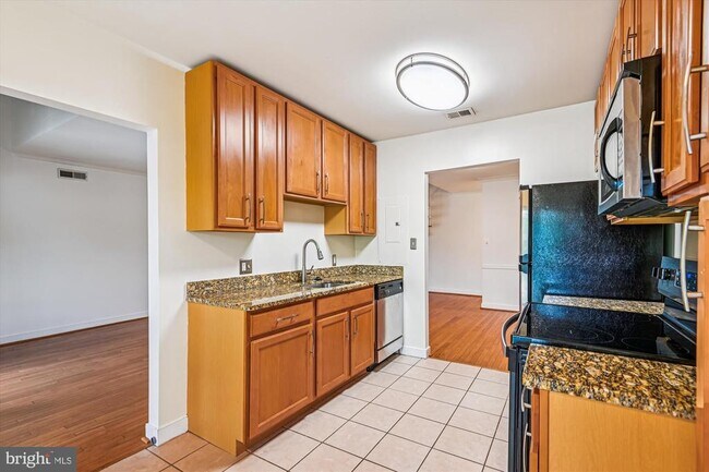 Photo - 300 Hilltop Ln Unidad 300I
