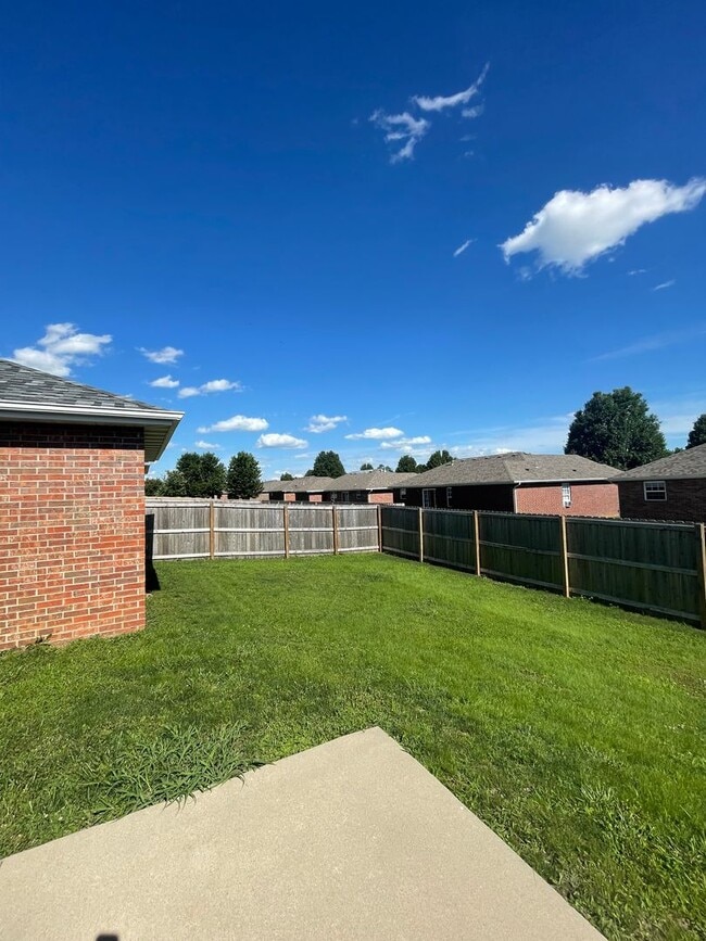 Photo - Executive Rental in Willard School District
