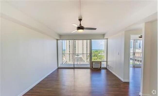 Building Photo - Pet Friendly, Secured, Lanai, AC, Private W&D Unit 1105 Rental