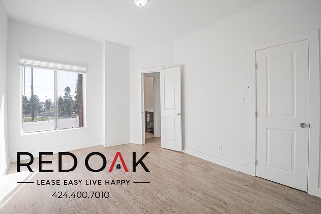 Photo - 932 Irolo St Unit 301