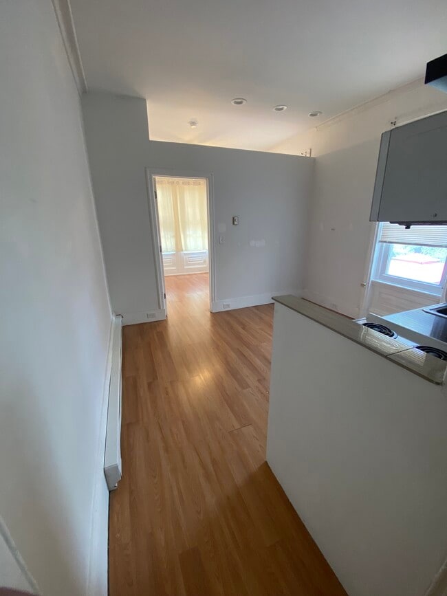 Photo - 1912 N 7th St Unit 2nd floor rear