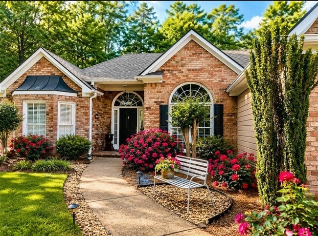 Photo - 463 Valleyside Dr
