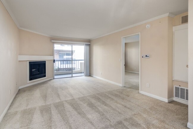 Photo - 5500 Owensmouth Ave Unit 5500 Owensmouth Ave #216
