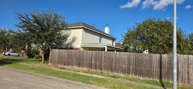 Photo - 5210 Nautilus Ln