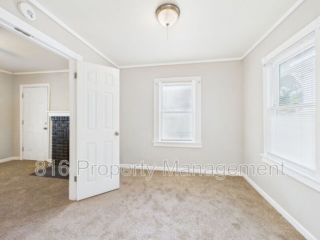 Photo - 7403 Montgall Ave