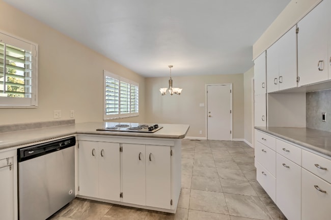 Photo - 3998 S Oliver Dr