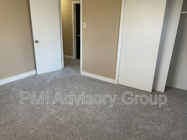 Photo - 3510 SW Clare Ave