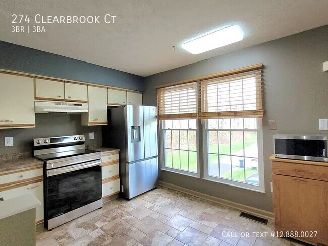 Photo - 274 Clearbrook Ct