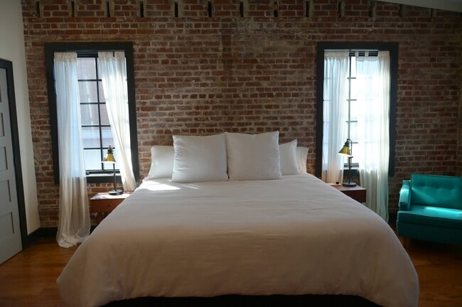 Photo - 103 Strawberry Aly Unit A