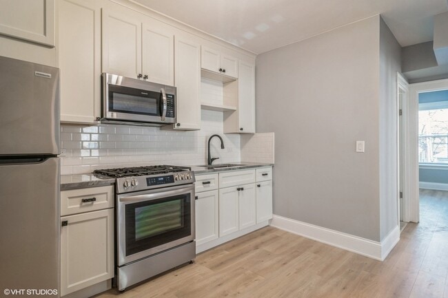 Photo - 3603 W Cullom Ave Unit 2W