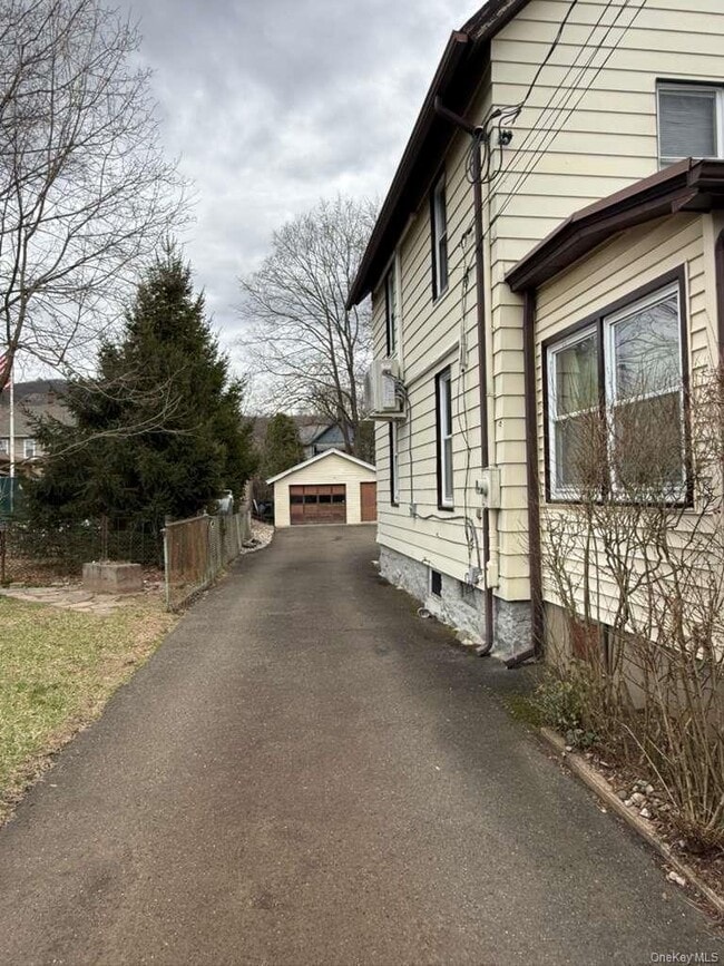 Photo - 24 Mountain Ave