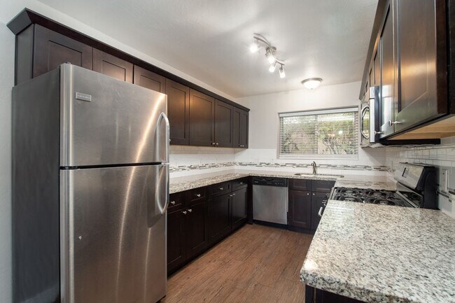 Photo - 1333 E Thomas Rd Unit 110