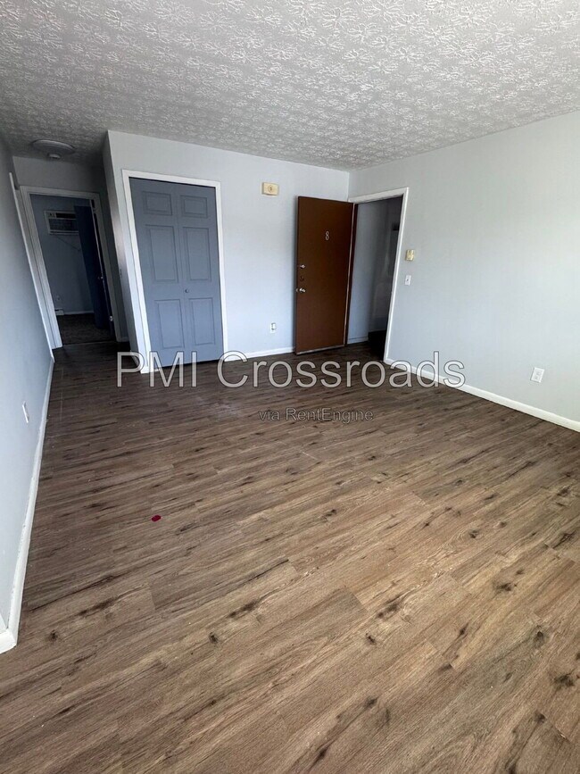 1806 Whipple Ave NW Unit 8