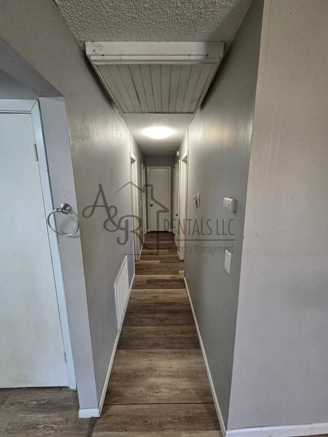 300 E Euclid St