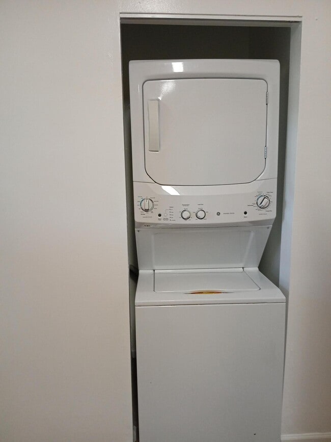 Photo - 8743 Sol Terrace