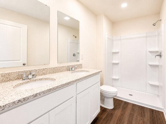 Photo - 135 Tiger Lily Ln