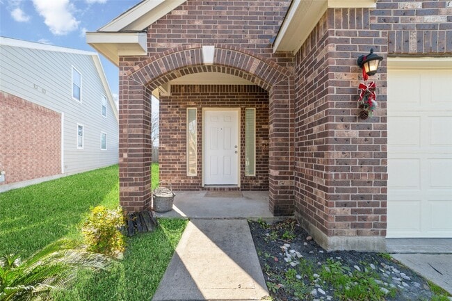 Photo - 9338 Logans Run Ln