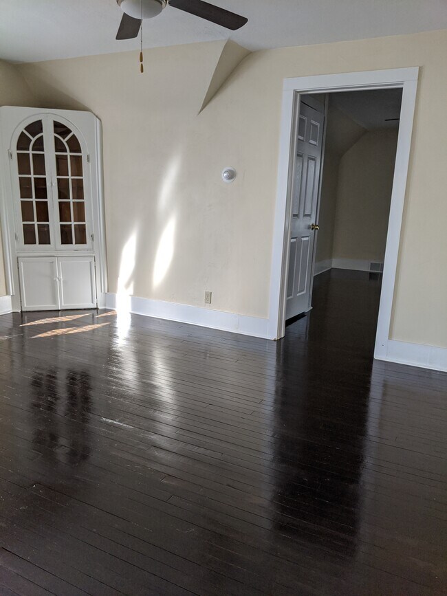 Photo - 3520 N 9th St Unit Upper