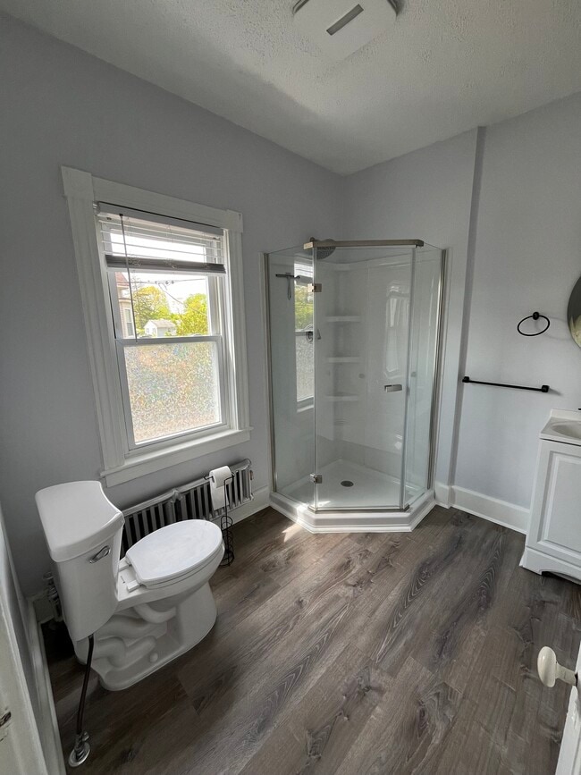 Photo - 124 Blade St Unit 124 Blade Street 2nd Floor