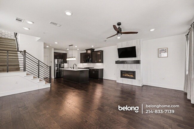 Photo - 860 Bandera Ct