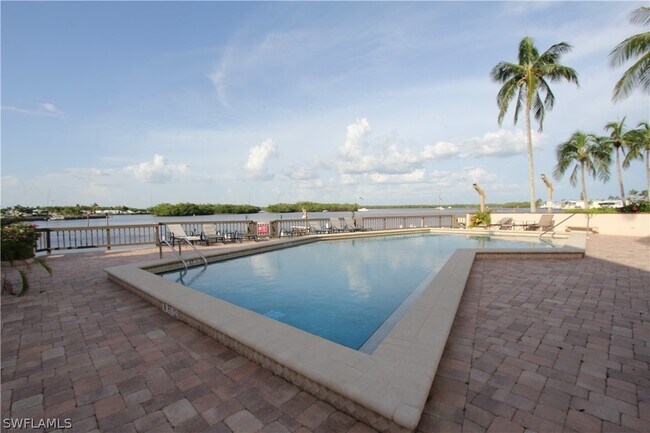 Photo - 898 Buttonwood Dr Unidad 104