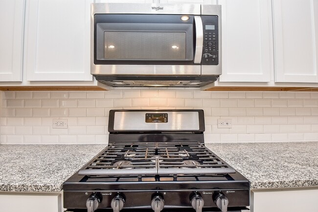 Photo - 31326 Black Frst Xing