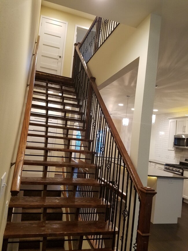 Photo - 1408 Sunset Ct