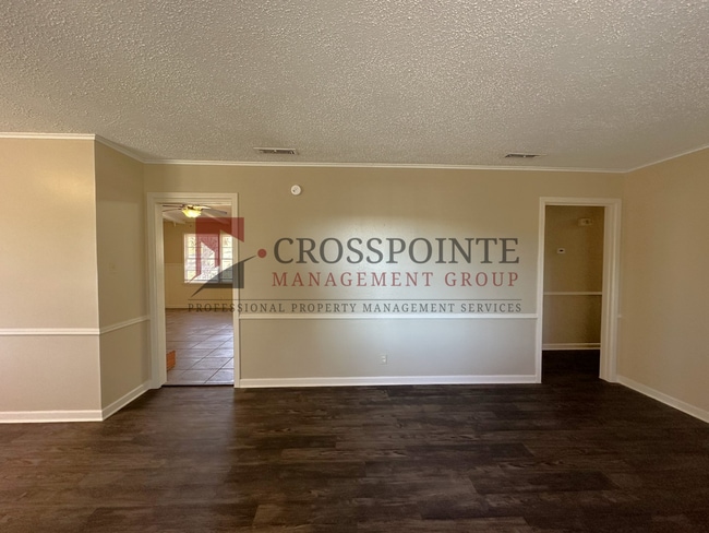 Photo - Available Now! Newly Updated 3 Bedroom 2 B...