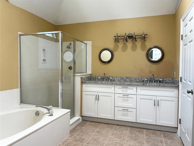 Photo - 7936 Tournament Rd