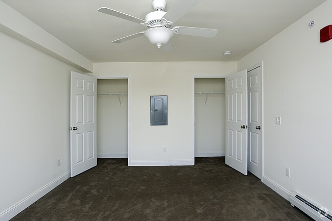 Photo - Riverside In the Village