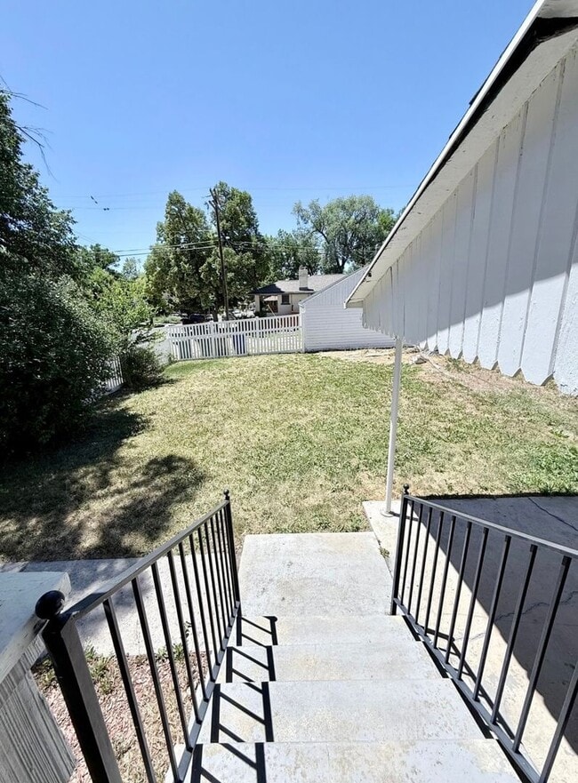 Photo - 477 Williams Ave S Unidad 477