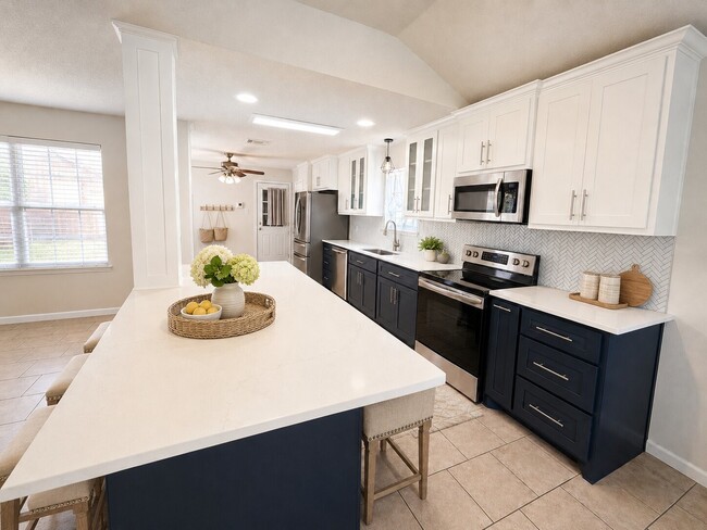 Photo - 9734 Willmont Rd