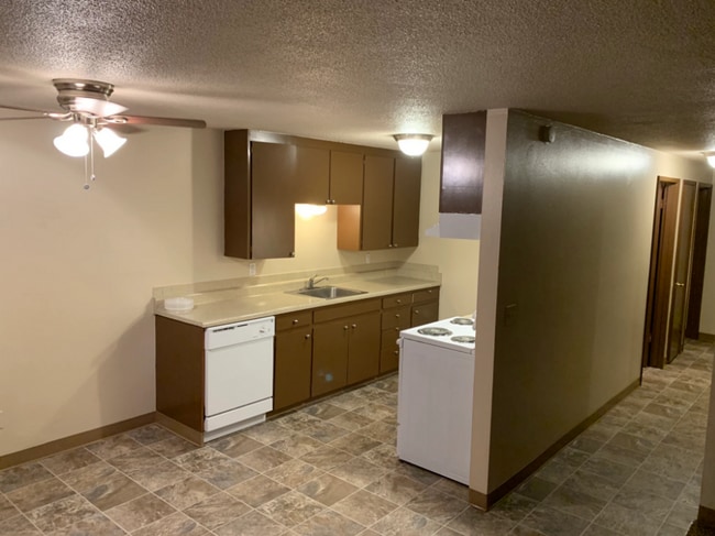 Photo - Kamden Place: Leasing Specials! Balconies, Lawn Space, Quiet Community in Pasco