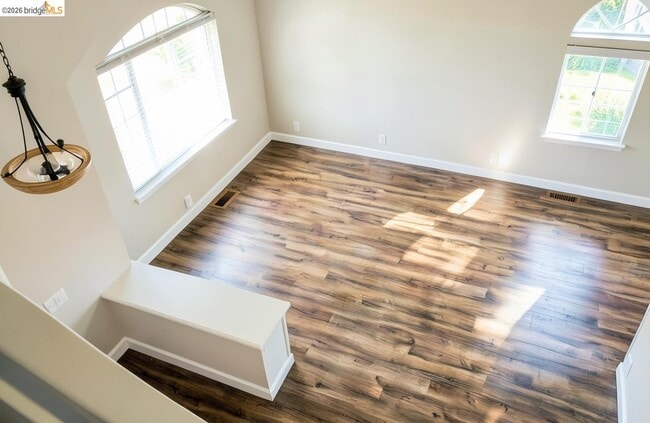 2413 Santa Cruz Ct