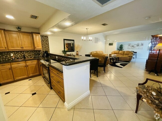 Building Photo - 2924 NW 69th Ct Rental