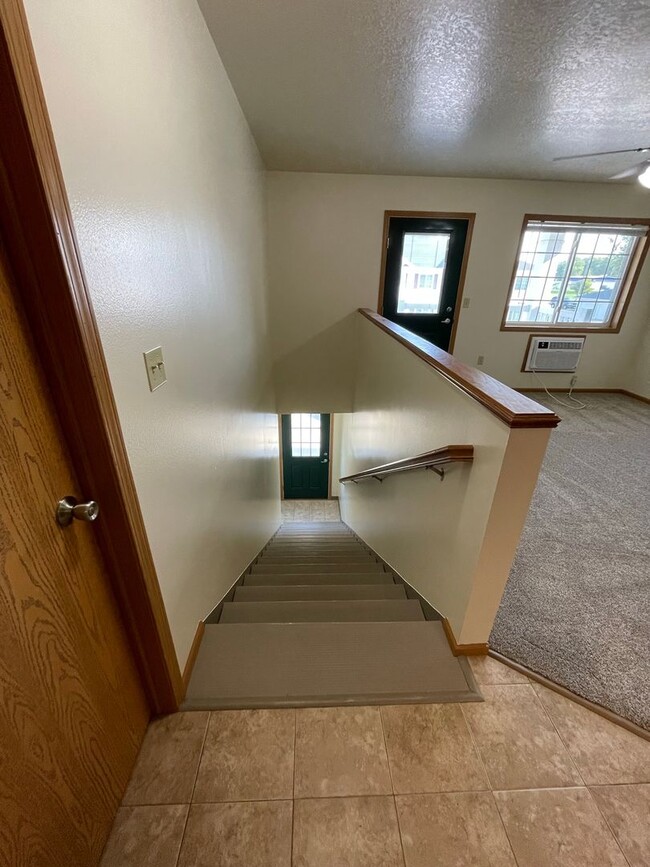 Photo - Halfway Creek Apartments