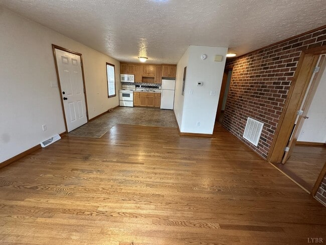 Photo - 93 High View Pl