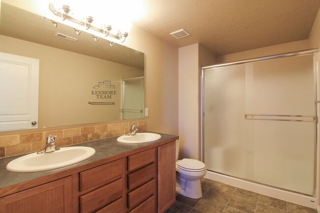 Photo - 6101 Turf Paradise Dr