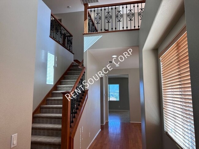 Photo - 28479 Falcon Crest Dr