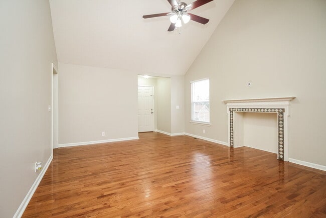 Photo - 3105 Roundwood Forest Ln